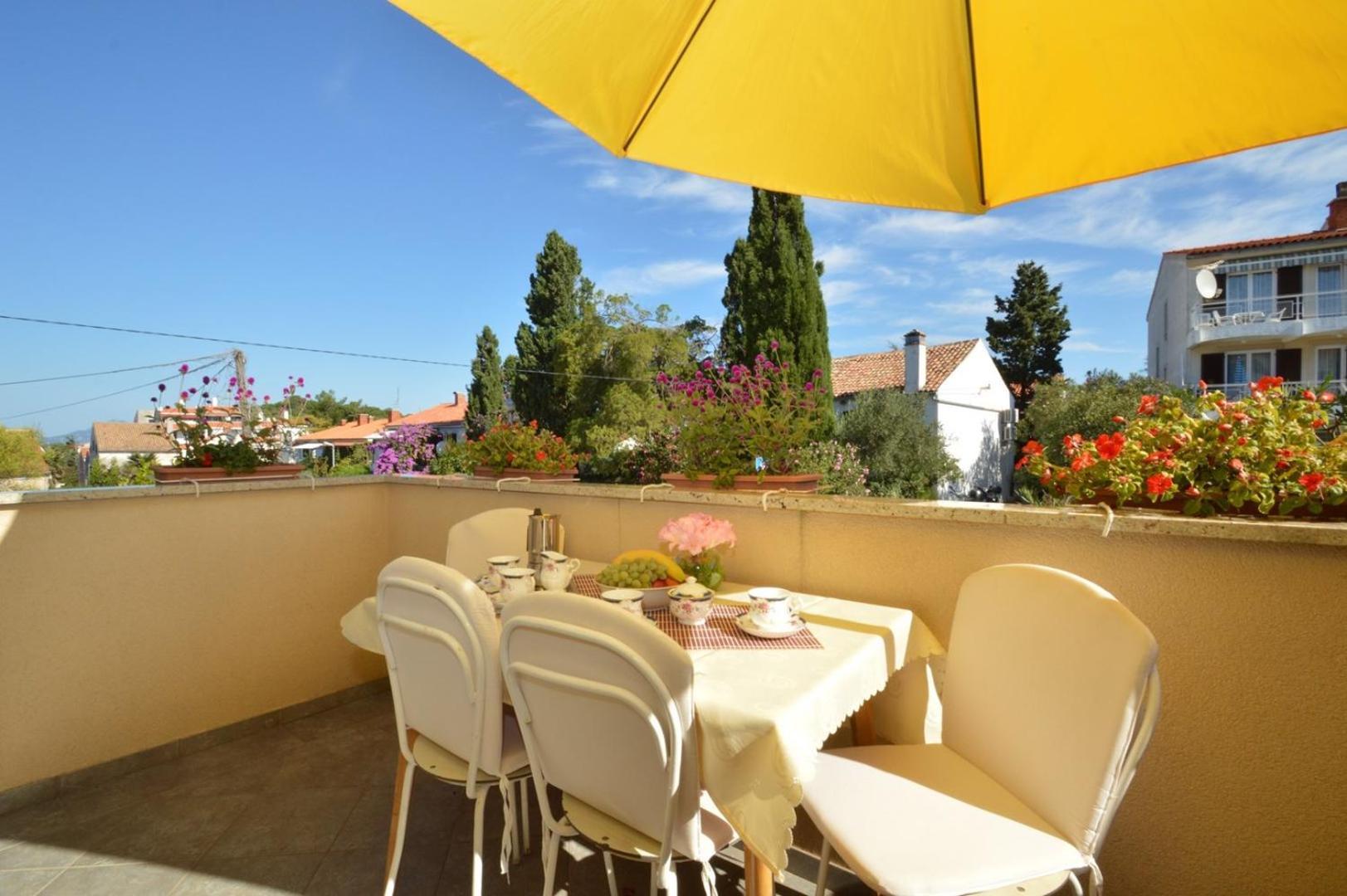 House Orhideja Hotel มาลีโลชินจ์ ภายนอก รูปภาพ